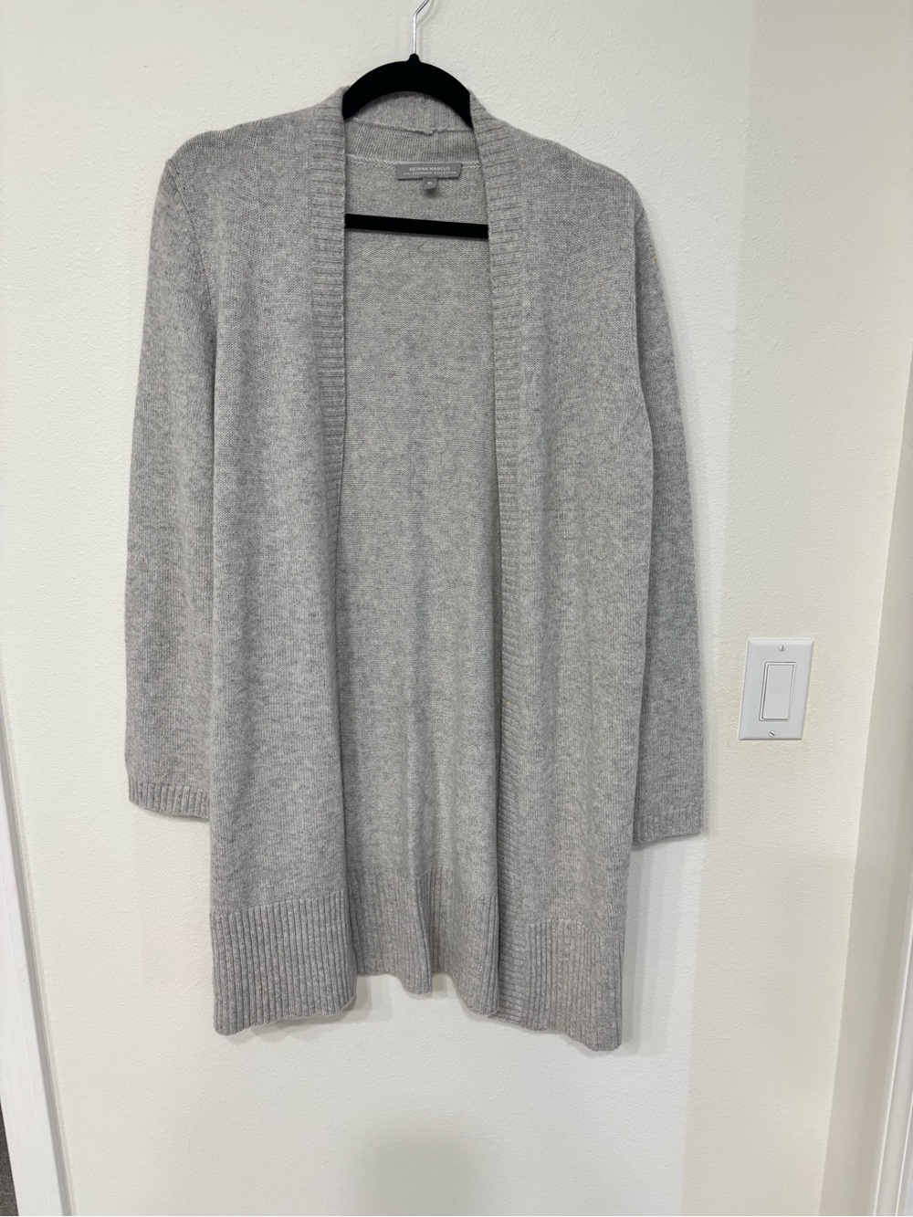 Neiman Marcus Women’s Cashmere Collection Light Gray Open-Front Long Cardigan